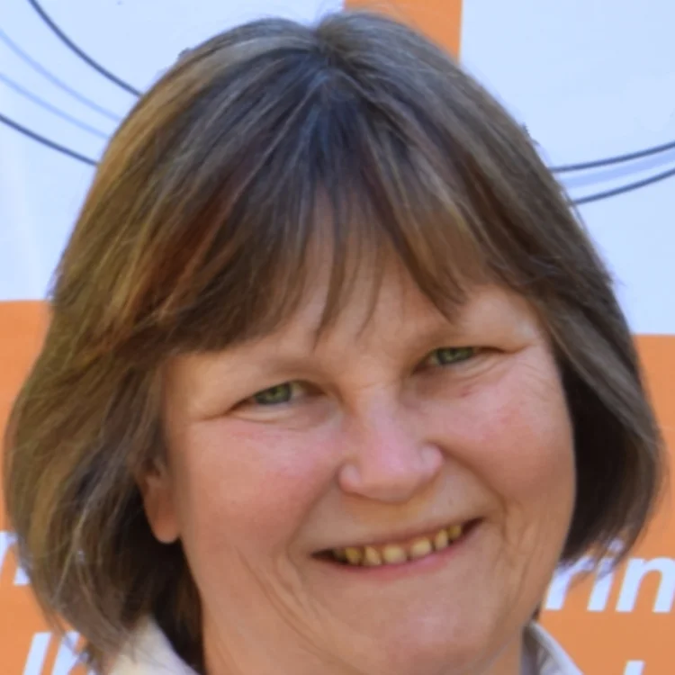 Irina Pod, Lichtpfoten Tierkommunikation Foto vonTierkommunikatorin und Tierenergetikerin Irina Pod von Lichtpfoten